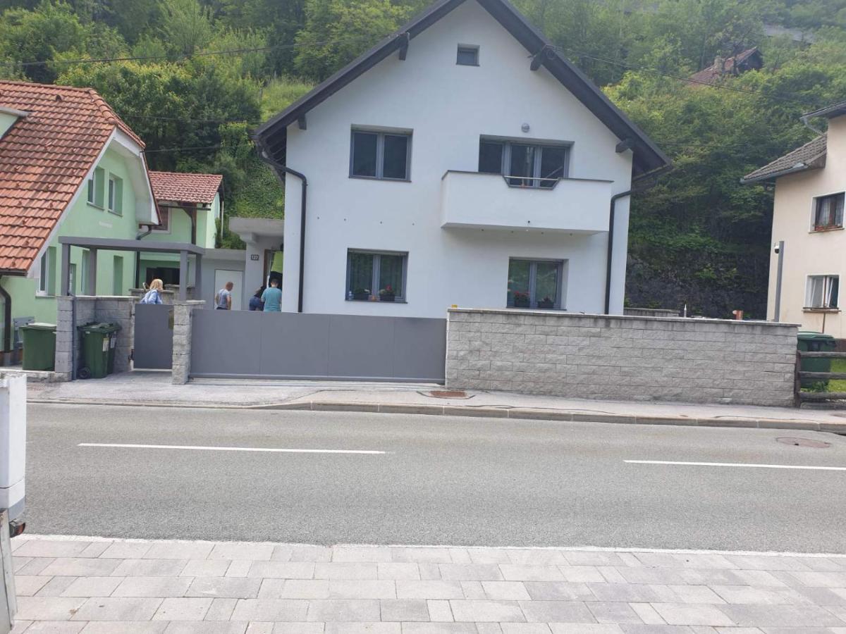 Apartma Sava-Stol Jesenice Exterior foto